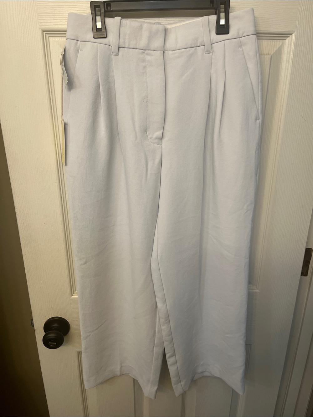 Aritzia Wilfred Frozen Grey Women’s Effortless Crop Dress Pants size 6 NWT